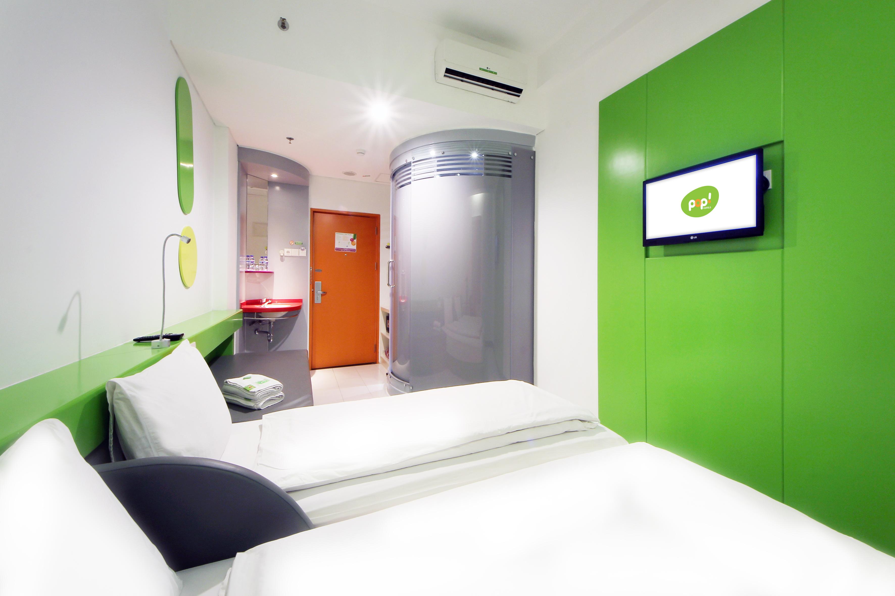 Pop! Hotel Kemang Jakarta Exterior foto